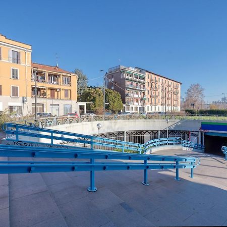 Maloja, 10 - Casa Maloja - Ampio Appartamento Милан Экстерьер фото